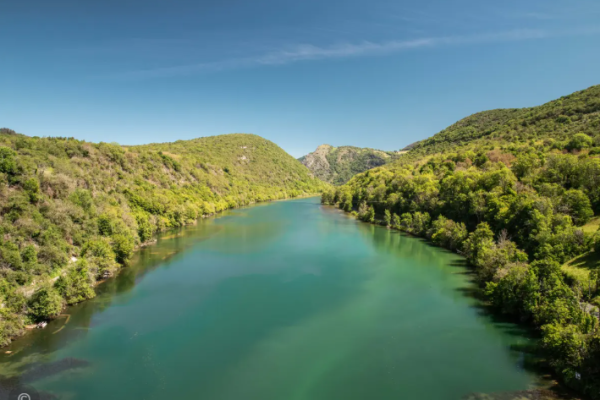 Vallée de l'Ain Vallée de l'Ain